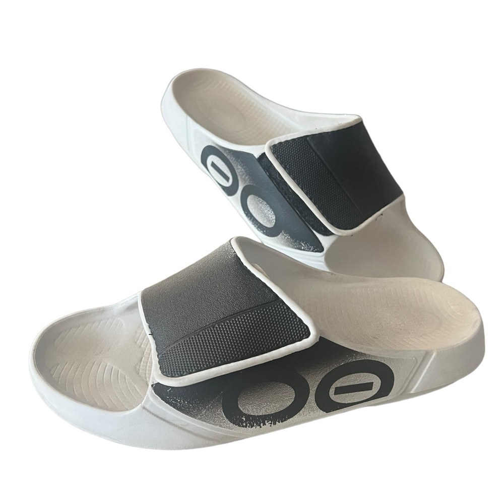 Oofos Sliders size m/8 W/10